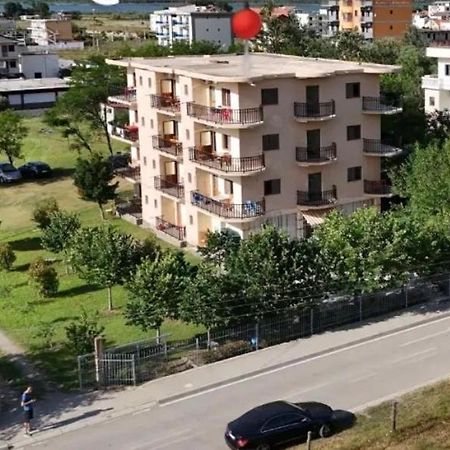Hotel Kaci Velipoja Kültér fotó
